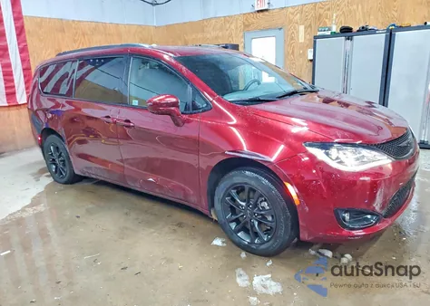 2020 Chrysler Pacifica Touring L z USA, uszkodzony, nr VIN 2C4RC3BG9LR268064